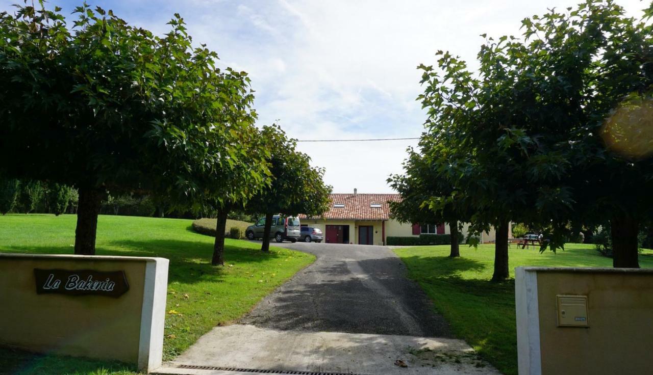 Gites La Bakenia Villeneuve-sur-Lot Buitenkant foto